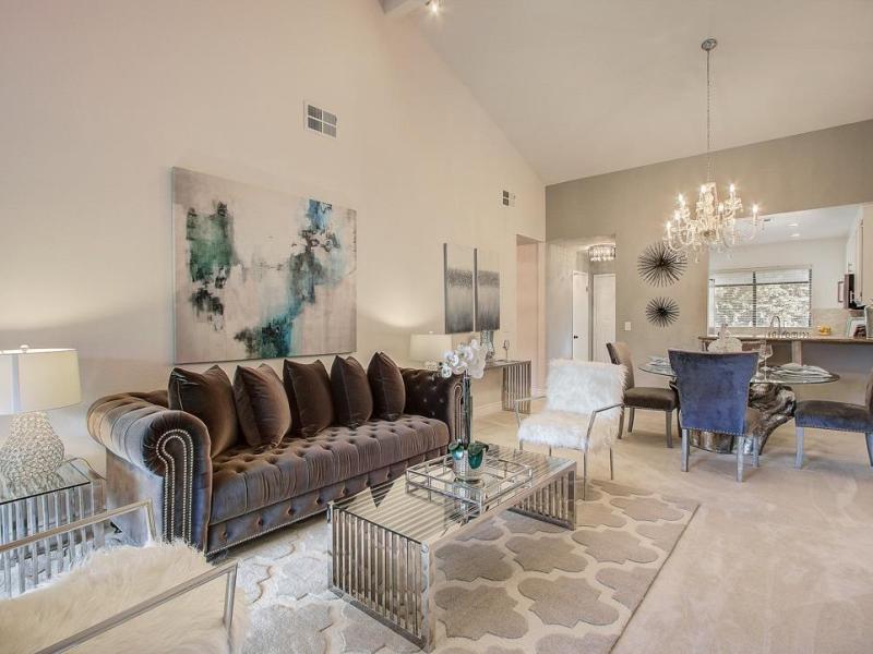 Modern Chic Living
